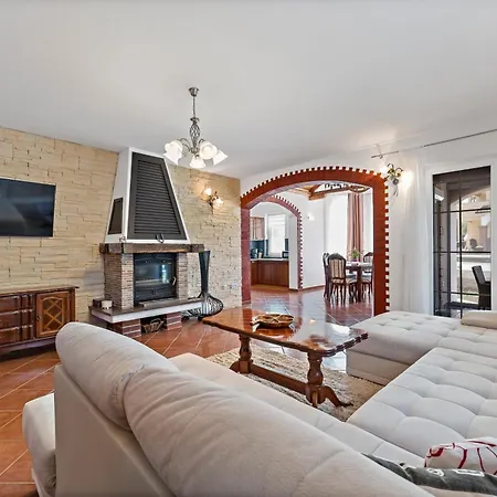 Dominik Appartement *
